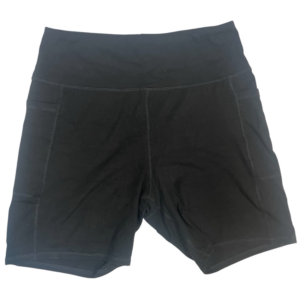 Daisy Fuentes Black Fit Short Has A Side Pocket Sz(XL)